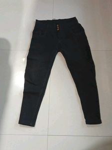 Black High-Waisted Jeans