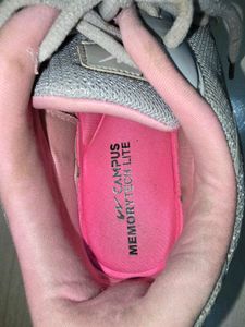Comfortable Sports Shoes