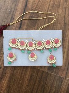 Zaveri Pearls Kundan Set