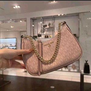 MICHAEL KORS JET SET CHARM SMALL POCHETTE