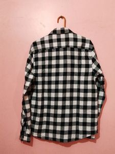 Zudio Black &amp;White Check Shirt👔