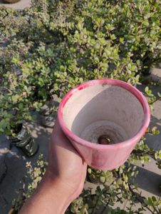 Beautiful Red Planter With Flow Design