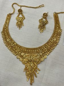 Gold Polish necklace Set With Earrings