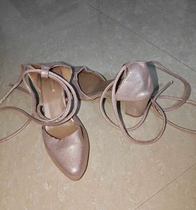 Tie up pink glitter heels