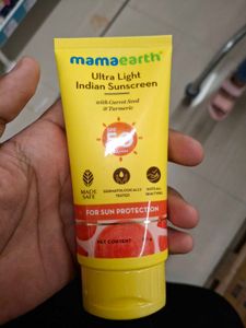 Mamaearth Vitamin C Daily Glow Sunscreen for Tan P