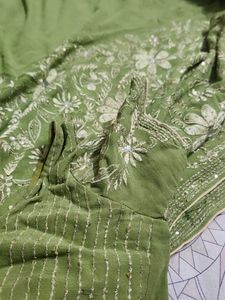 Green Embroidery Saree 🥻