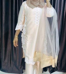 Elegant Ethnic Kurta Set with Dupatta