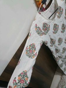 Elegant White Printed Kurta