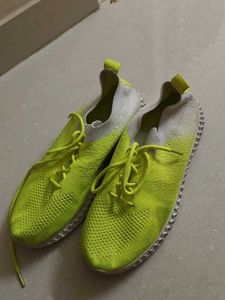 For Sale: Women’s Neon Max Training Shoes – Like N