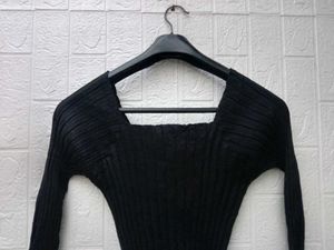New with tag Pinterest Ribbed Square Neck Long Sle