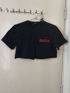 SHEIN Cropped Black T-Shirt