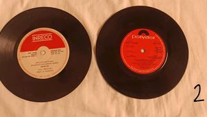 🎶 Vintage Vinyl Records