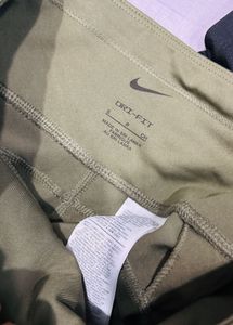 🇺🇸 Nike Imported Tights