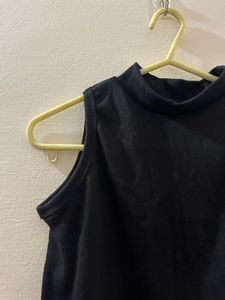 Black top and Green Casual Pants