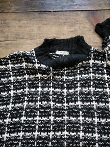 🌸Black &amp; White Classic Sweater