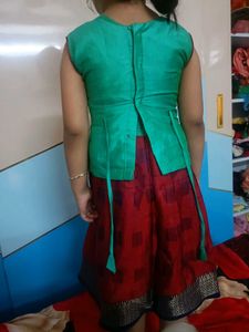 Cute Ethnic Girl&#39;s Dress - Size 18