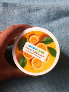 MAMAEARTH Vitamin C Daily Glow Gel Moisturizer