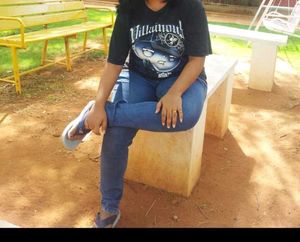 Bust 44 Gothic Off Shoulder Tee