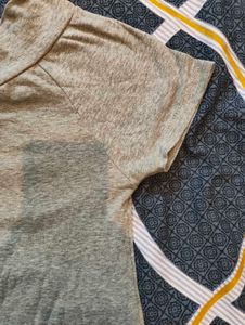Gym Tee ( Never Wore)