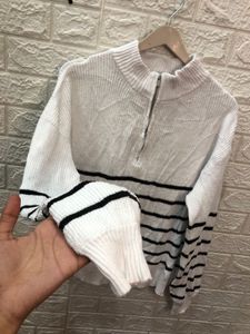 Striped Half-Zip Knit Top🕶️‼️
