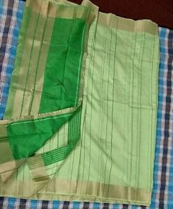 Pista Green Woven Pure Silk Cotton Maheswari Saree