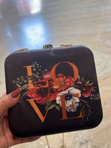 Box Clutch
