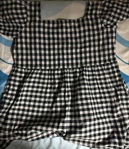 Gingham Puff Sleeve Dress