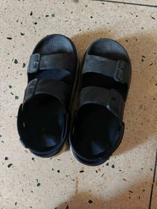 🖤 Stylish Black Platform Sandals – Size 38