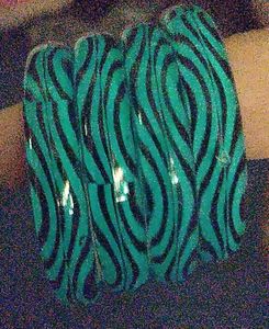 4 Stylish Bangle Set With 2 Finger Rings Gift