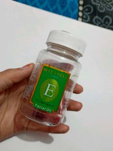 10 Capsules Of Facial Oil Vitamin E