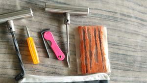 Tubeless Tyre Puncture Repair Kit for Car ,Bike