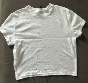 H&amp;M PRINTED Y2K SEOUL CROP TOP SIZE XS
