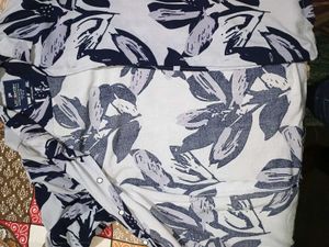 Floral Print T-Shirt (Size: S)