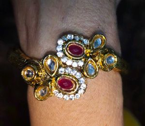 Traditional adjustable Bracelet