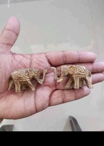 Small Brass Two Elephant And Vase.