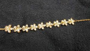 Gold Flower necklace