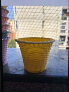 Plastic Flower Pots Set Of 8 Pieces