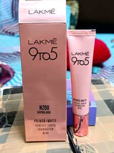 Lakme 9to5 Primer+Matte Foundation Mini Tube