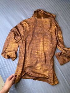 Animal Print Turtleneck Top🤎