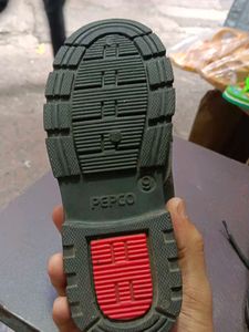 Black Shoes School