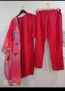 beautiful suit with organza dupatta