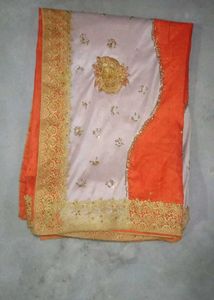 Elegant Embroidered Saree With Peticot