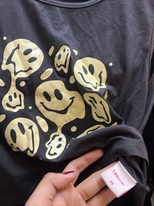 Smiley Face Graphic Crop Top