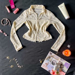 lace full sleeve crop top