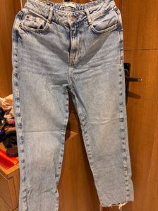 Zara Light Wash Jeans