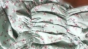 Floral Ruffle Top💫💋💥