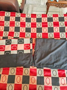 Satiny Double Bedsheet With Pillow Covers