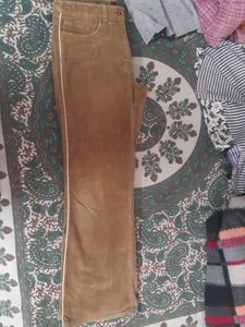 Straight fit Beige Jeans For Women