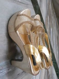 Gold Heels Wedges
