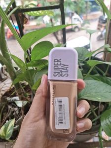 Maybelline Super Stay Lumi Matte Foundation -125